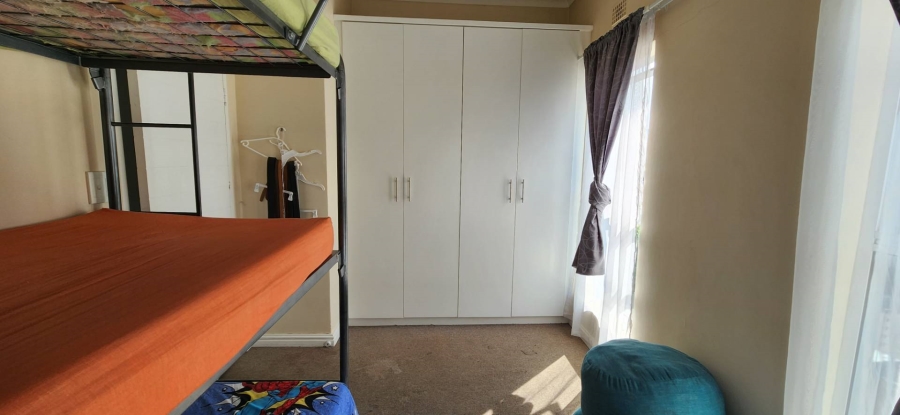 3 Bedroom Property for Sale in Buhrein Western Cape
